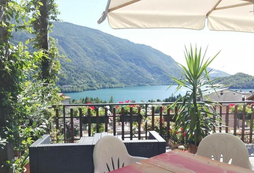 בית מלון כפרי Albergo Stella Alpina