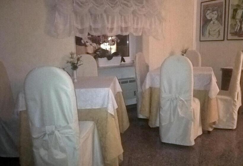 בית מלון כפרי Albergo Stella Alpina