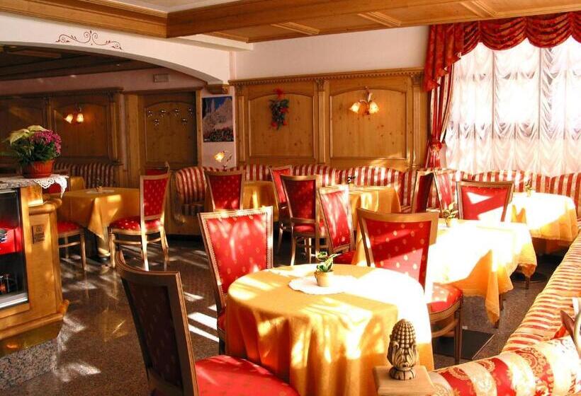 בית מלון כפרי Albergo Stella Alpina