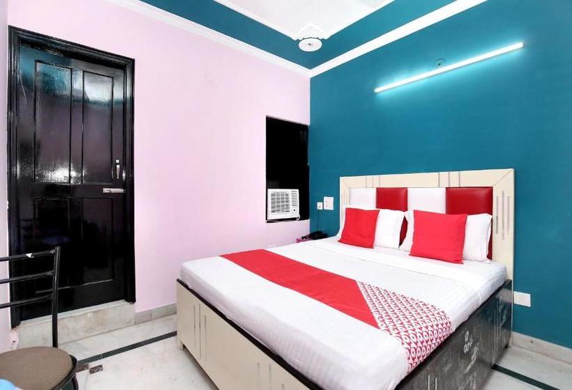 Отель Oyo 16715  City Luxury 45