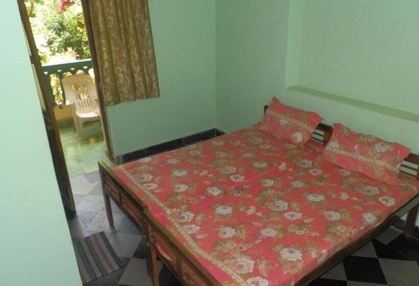 Pensão Babush Ocean Star