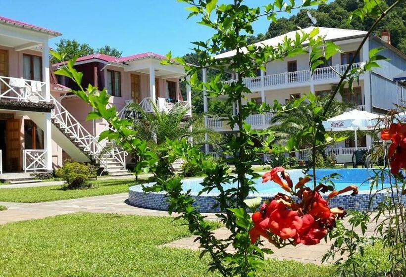 پانسیون Guest House Nia