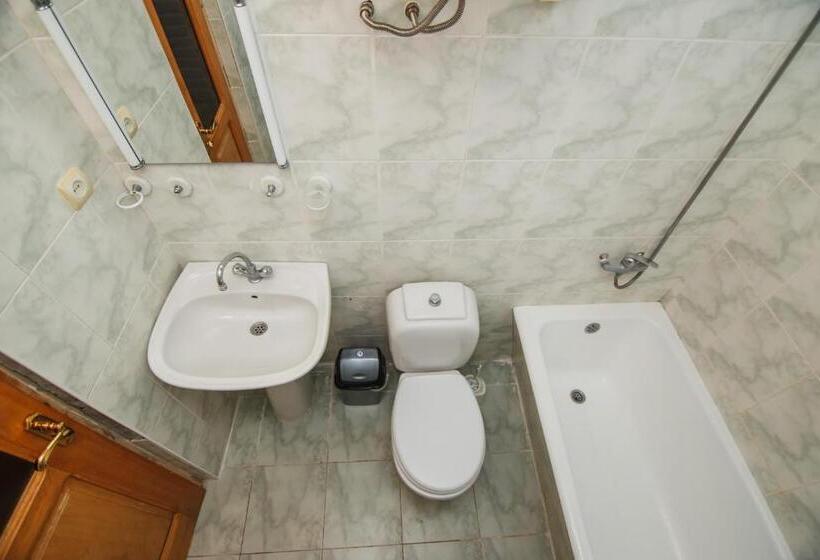 پانسیون Guest House Nia