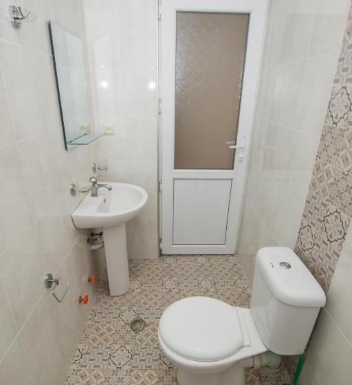 پانسیون Guest House Nia