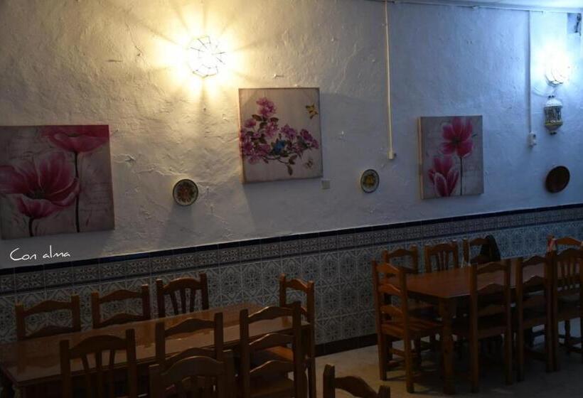 بنسيون Hostal Costa De La Luz