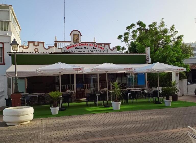 بنسيون Hostal Costa De La Luz