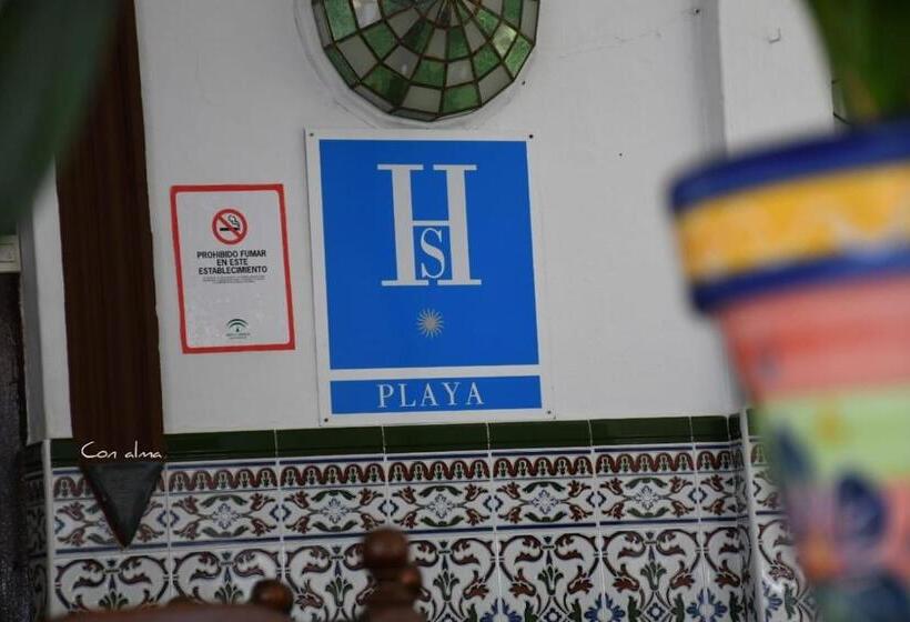 بنسيون Hostal Costa De La Luz