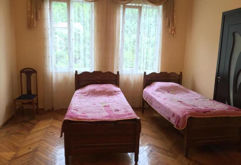 پانسیون Marina Kvariati