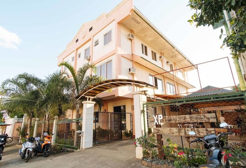 پانسیون Reddoorz Near Skylight Convention Center