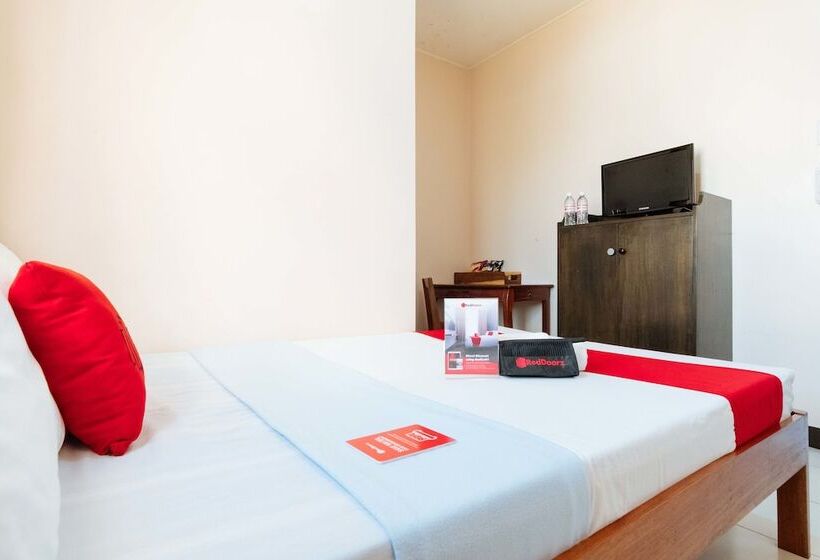 پانسیون Reddoorz Near Skylight Convention Center