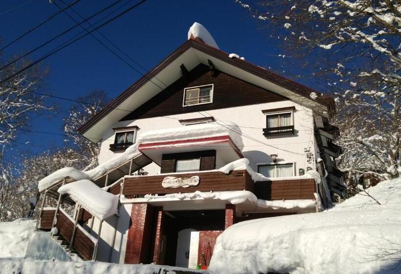 Blueberry Pension Madarao