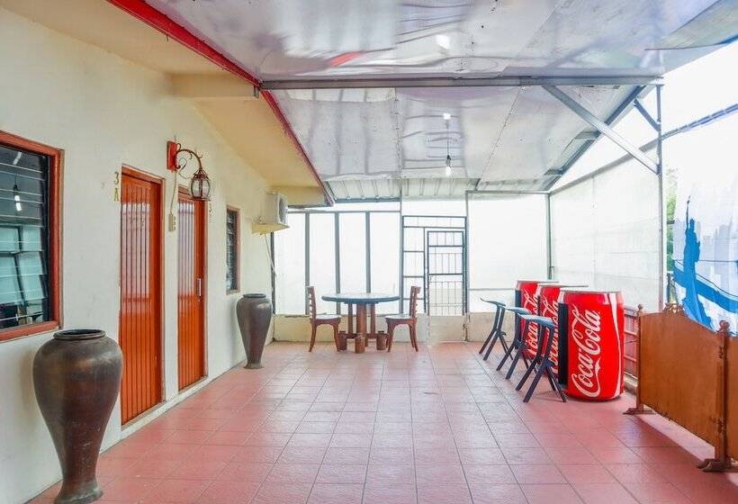 فندق De Oranje Room