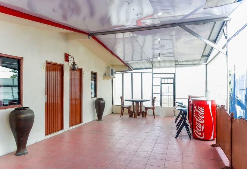 فندق De Oranje Room