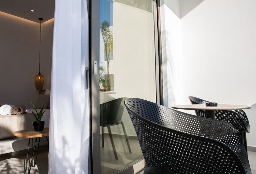 בית מלון כפרי Aqua Blu Adults Only   By Checkin