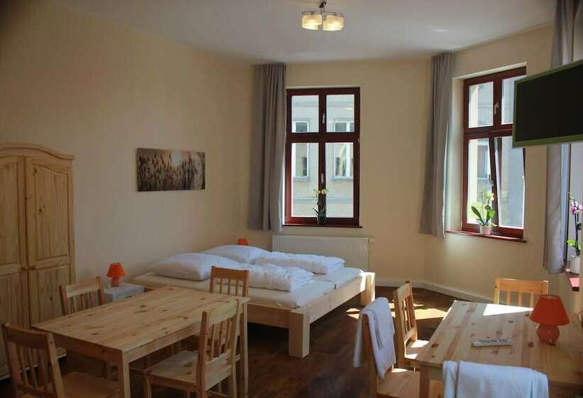 酒店 Gästehaus Innfernow