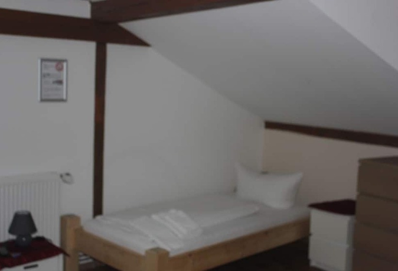 酒店 Gästehaus Innfernow