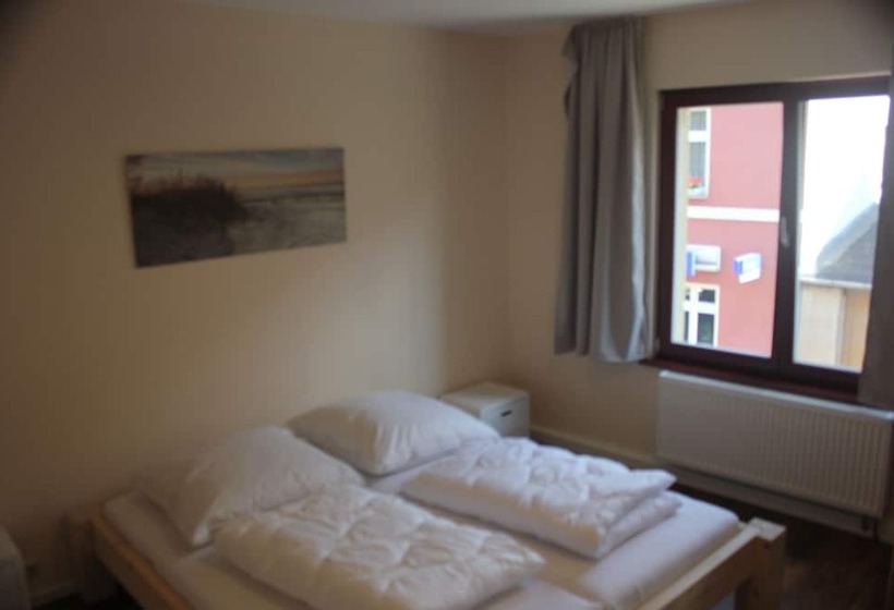 酒店 Gästehaus Innfernow