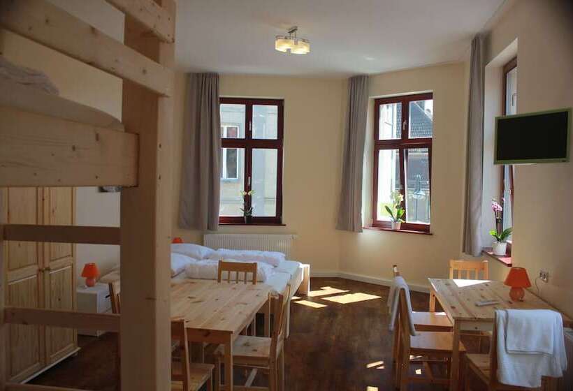 酒店 Gästehaus Innfernow