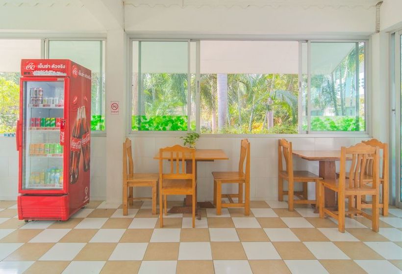 בית מלון כפרי Koh Lak Resort