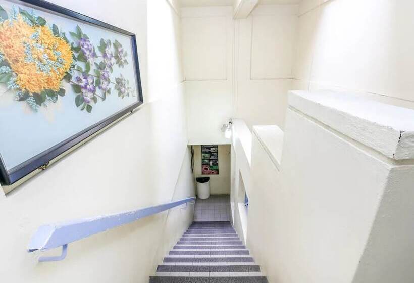 فندق Madani Muslim