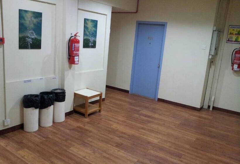 فندق Madani Muslim