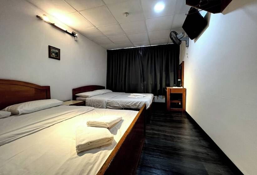 فندق Madani Muslim