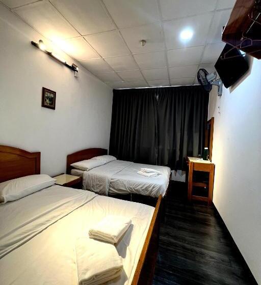 فندق Madani Muslim