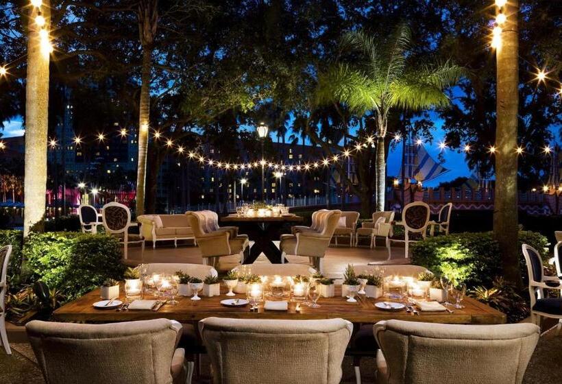 فندق Walt Disney World Swan Reserve