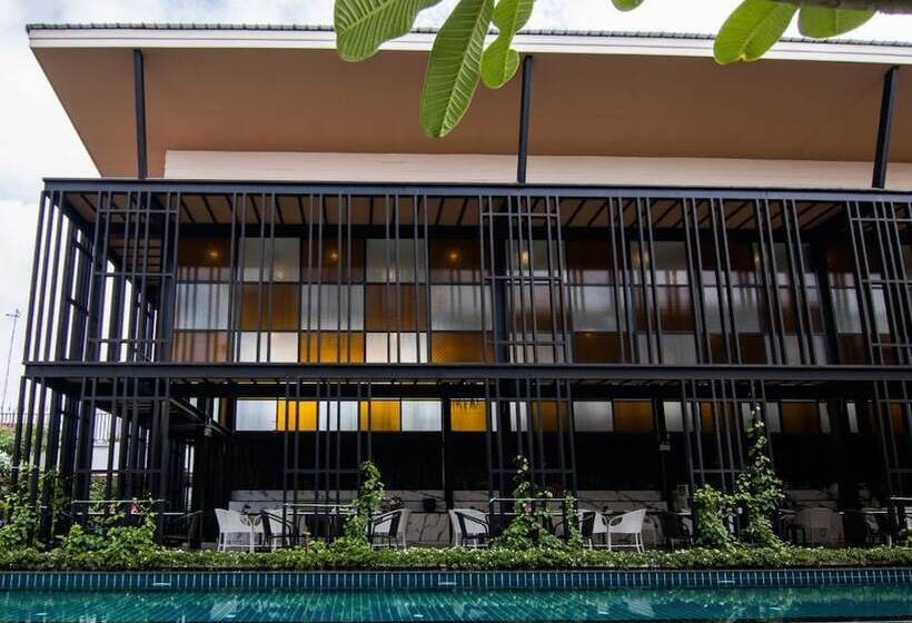 Отель Blue Lagoon