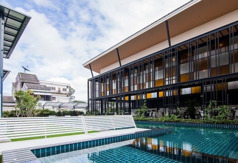 Отель Blue Lagoon