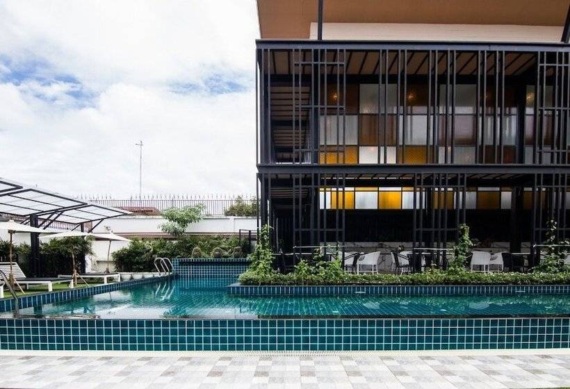 Отель Blue Lagoon