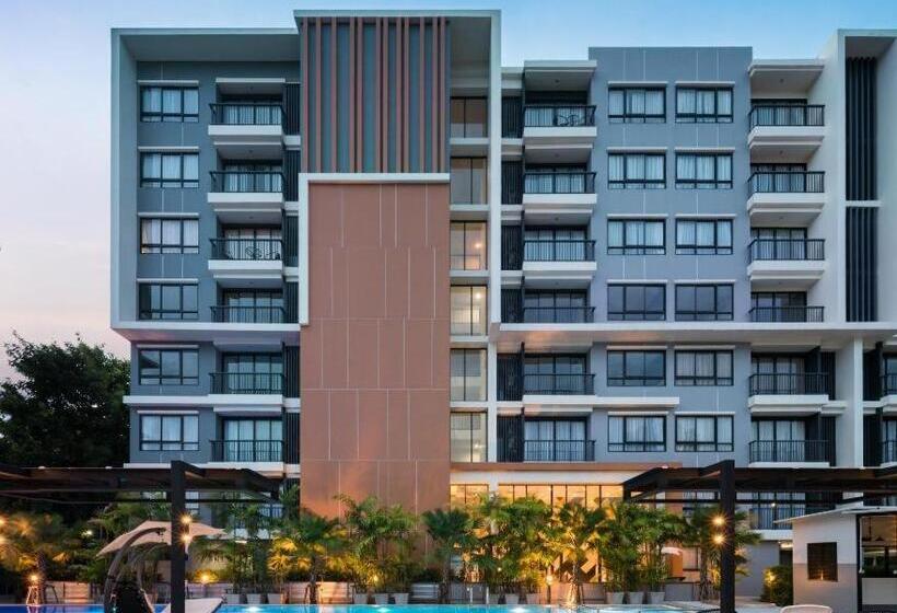 Отель Cape Country Residence