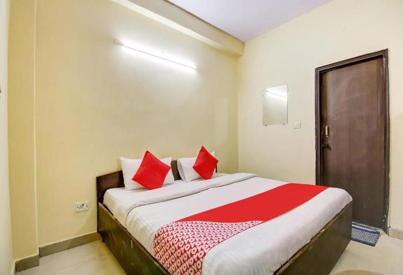 酒店 Oyo 77522 Raj Palace