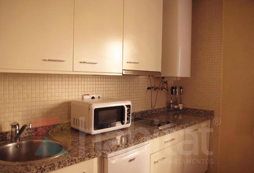 Apartamentos Habitat Zona Media