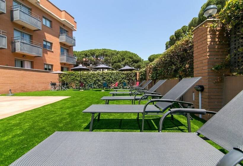 Aparthotel Bardon