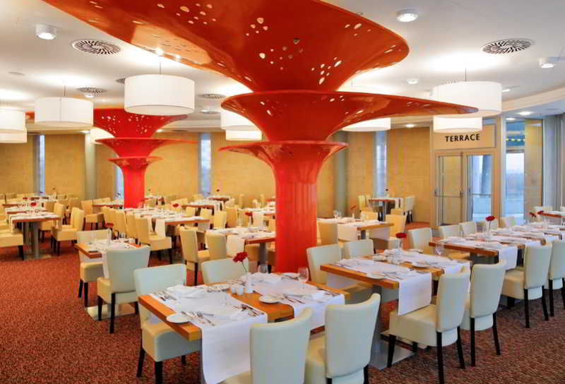 Aquapalace Hotel Prague