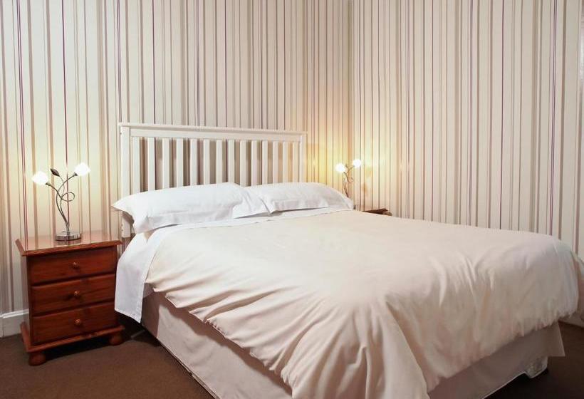 בית מלון כפרי Adam Guest House