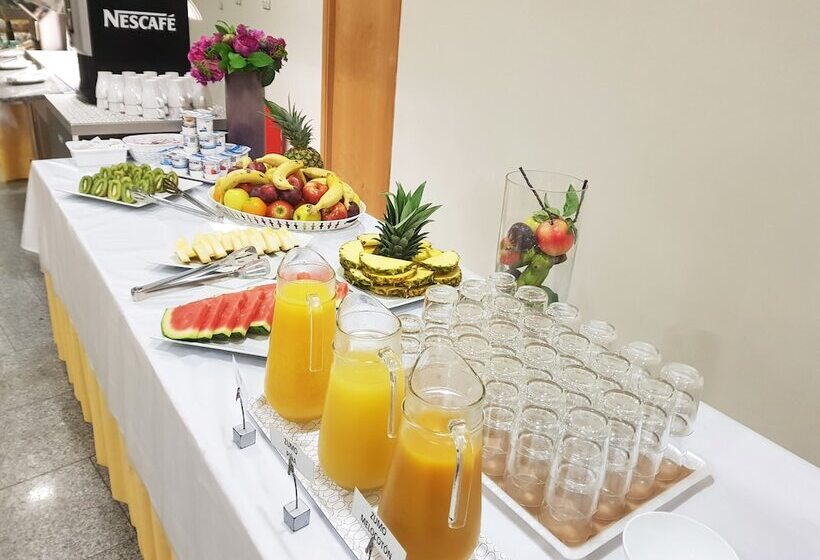 Отель Alcocebre Suites