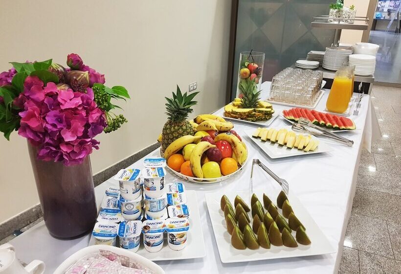 Отель Alcocebre Suites