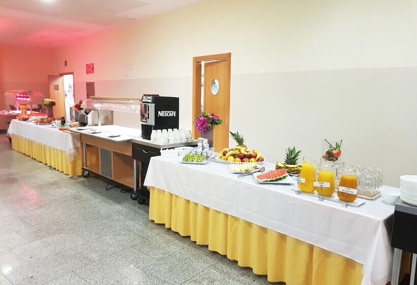 Отель Alcocebre Suites