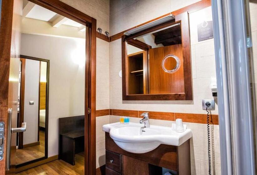 בית מלון כפרי Alda Bonaval