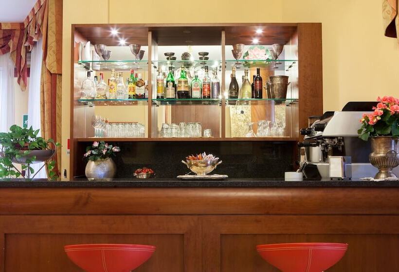 Отель Alle Torri