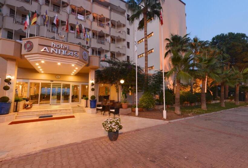 ホテル Anitas