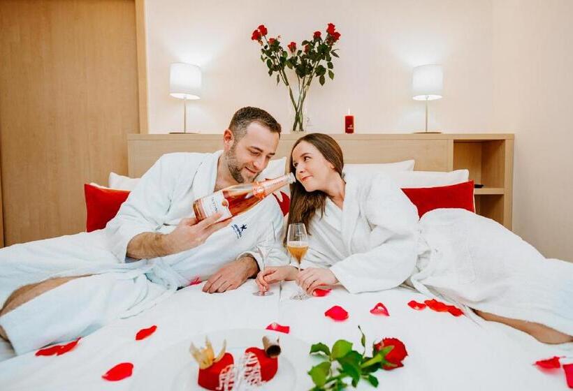 Aquapalace Hotel Prague