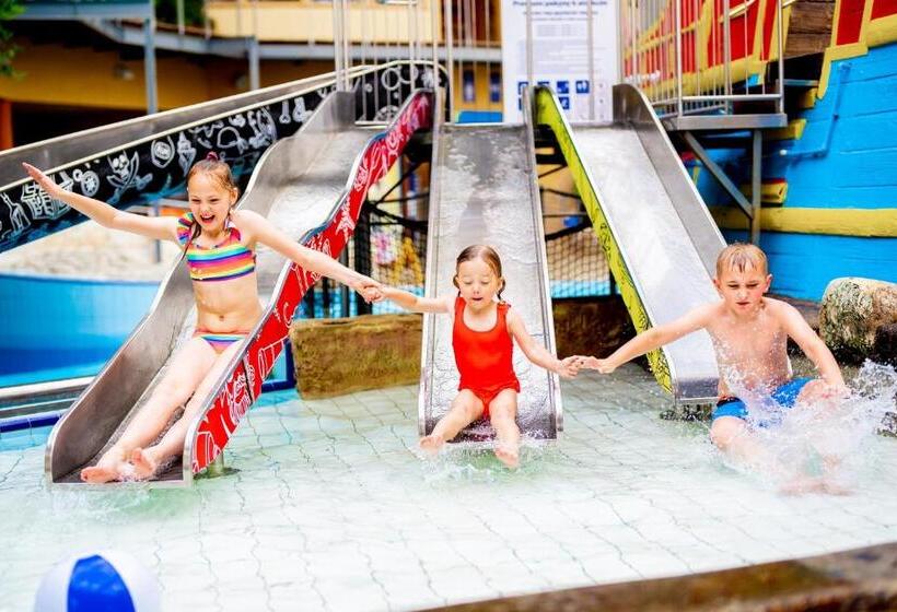 Aquapalace Hotel Prague