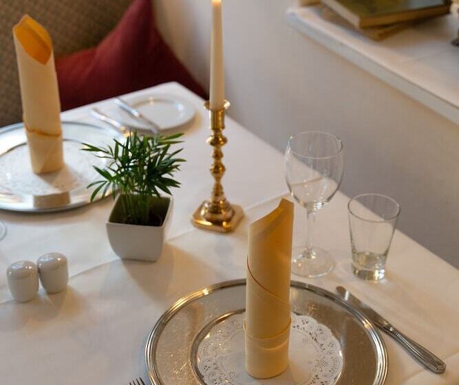 Отель Arvena Reichsstadt