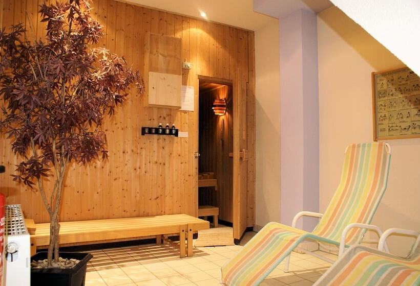 Отель Arvena Reichsstadt