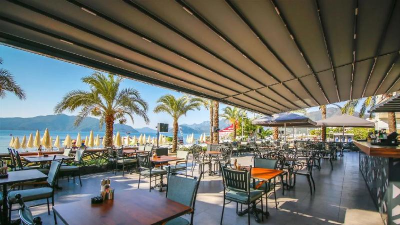 בית מלון כפרי Aurasia Beach