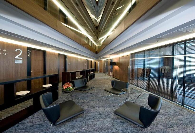 ホテル Badalona Tower