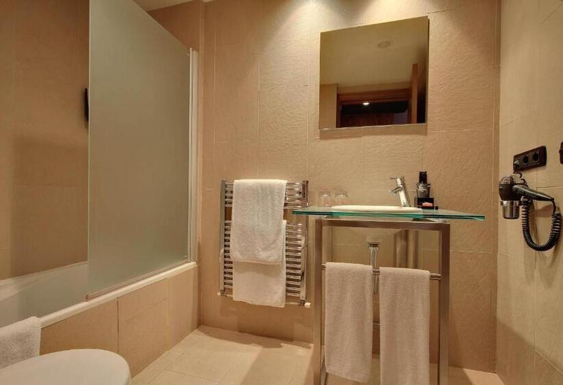 ホテル Badalona Tower